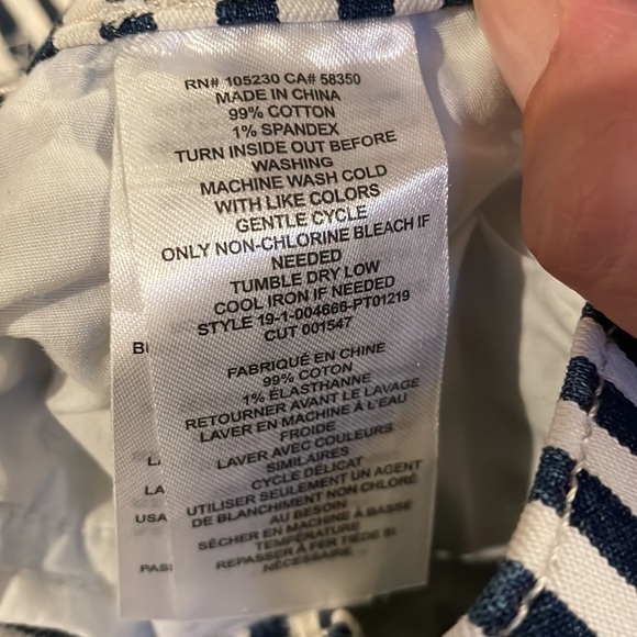 Current/Elliot Cropped Lexton Navy Striped Jeans - Picture 13 of 13